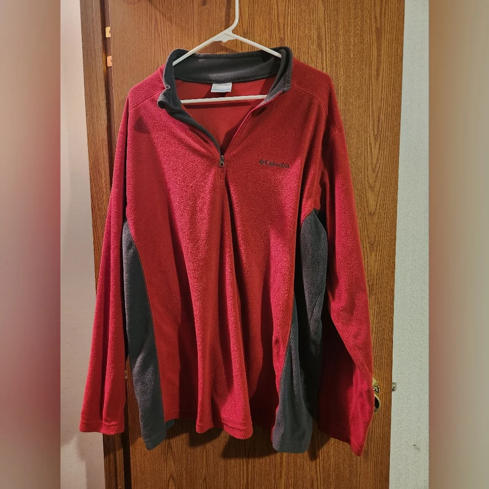 Columbia Men's XXL Red And Gray Pullover - Picture 3 of 8